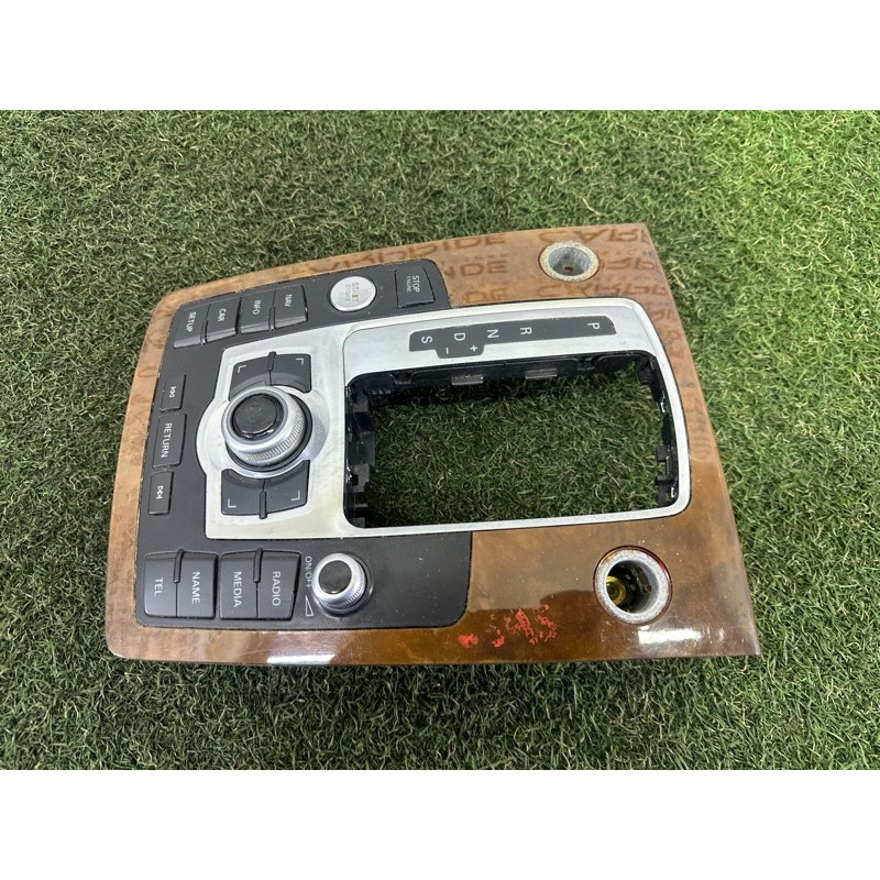 Панель управления мультимедиа (электрика / блоки управления) AUDI Q7 4L 2011 3.0 TFSi 4L0919611C