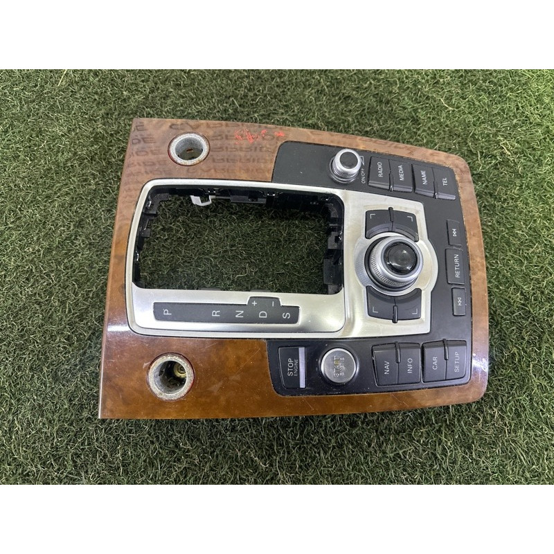 Панель управления мультимедиа (электрика / блоки управления) AUDI Q7 4L 2011 3.0 TFSi 4L0919611C