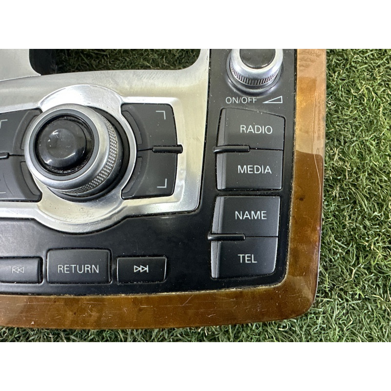 Панель управления мультимедиа (электрика / блоки управления) AUDI Q7 4L 2011 3.0 TFSi 4L0919611C