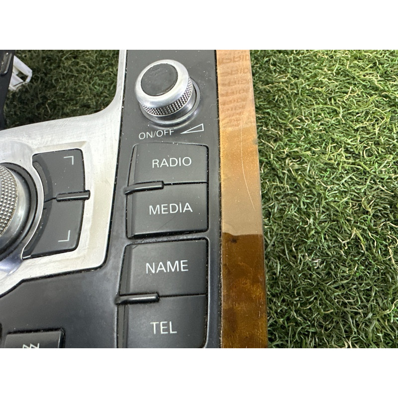 Панель управления мультимедиа (электрика / блоки управления) AUDI Q7 4L 2011 3.0 TFSi 4L0919611C