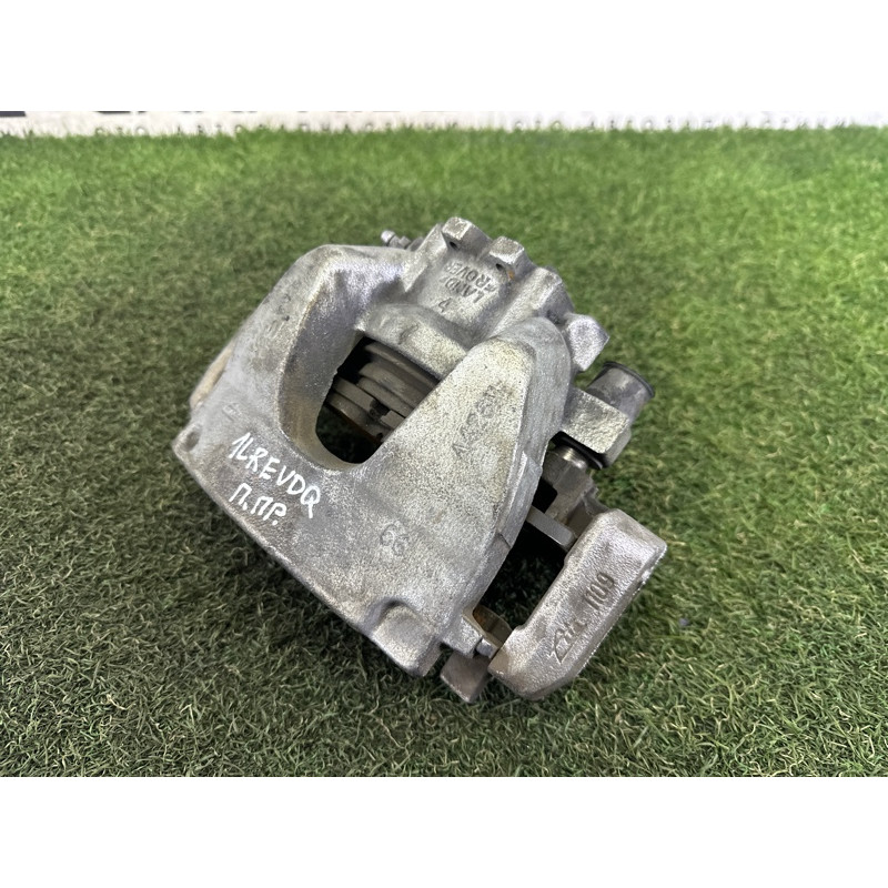 Суппорт тормозной (тормозная система) LAND ROVER Range Rover Evoque L538 2016 2.0 LR061369