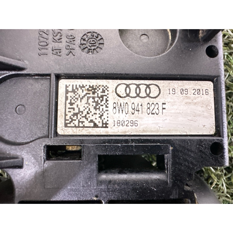 Розподільник B+, багатофункціональній (електрика) AUDI A4 B9 2017 2.0 TFSI 8W0941823F