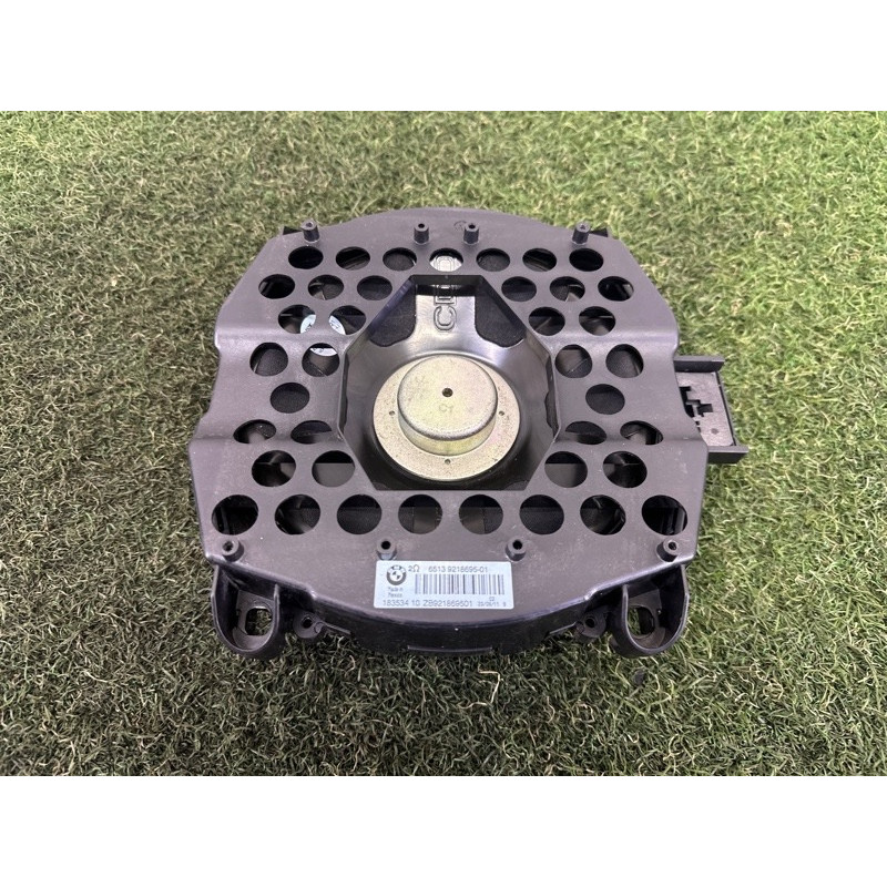 Сабвуфер (електрика) BMW X3 F25 2012 3.0 65139218695