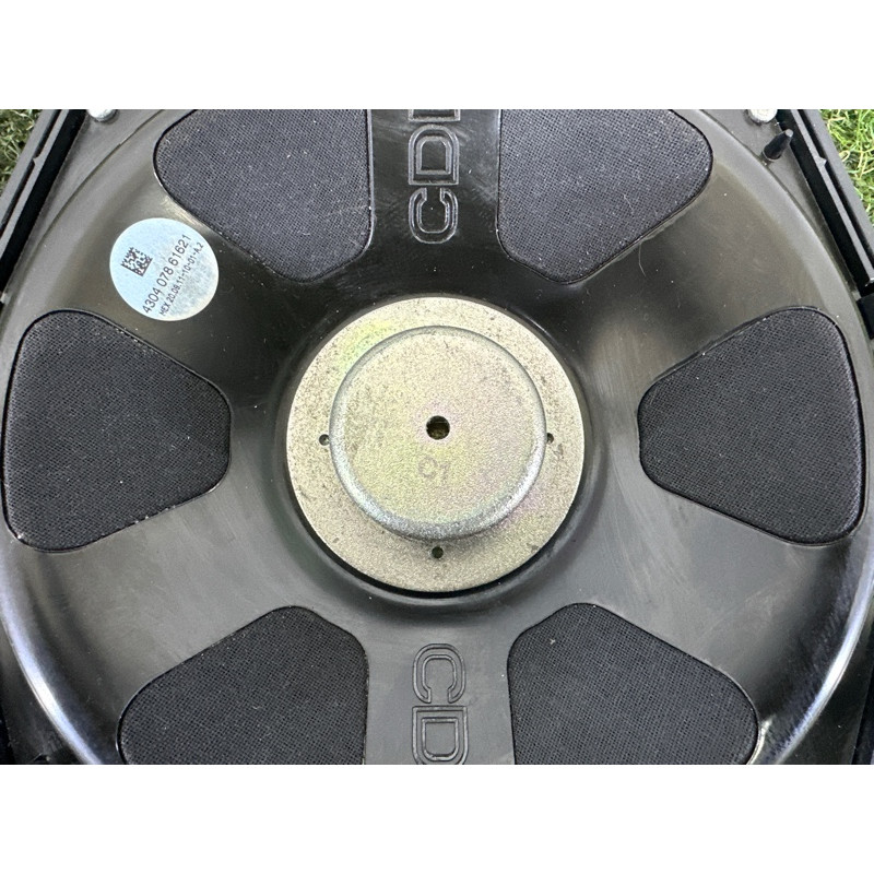 Сабвуфер (електрика) BMW X3 F25 2012 3.0 65139218695