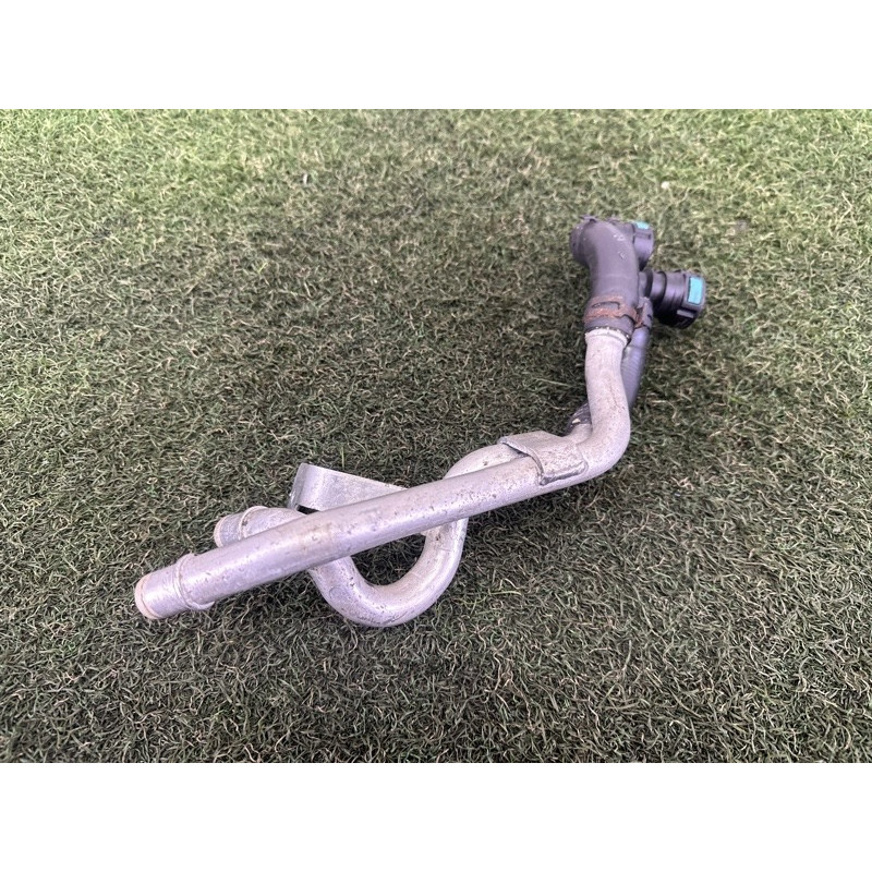 Трубка системи охолодження (система охлаждения) LAND ROVER Range Rover L405 2016 5.0 LR034608