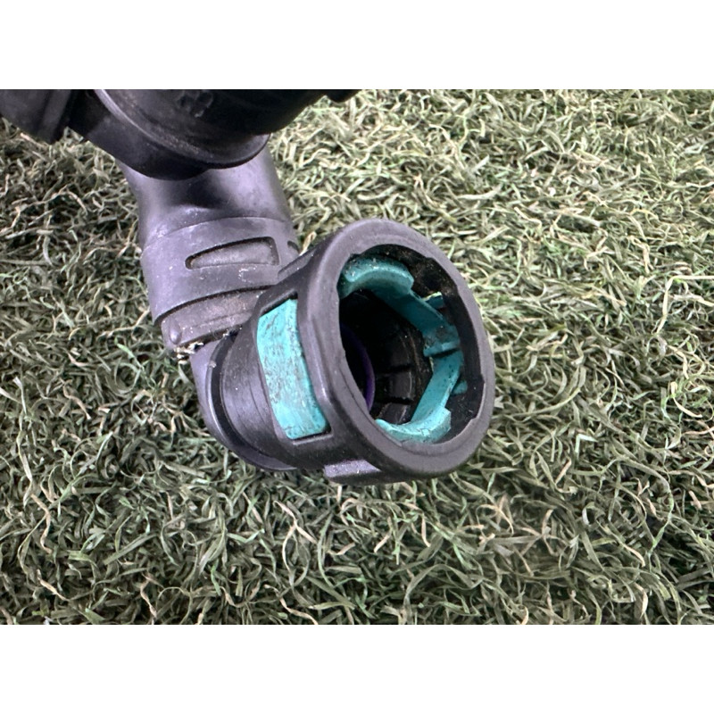 Трубка системи охолодження (система охлаждения) LAND ROVER Range Rover L405 2016 5.0 LR034608