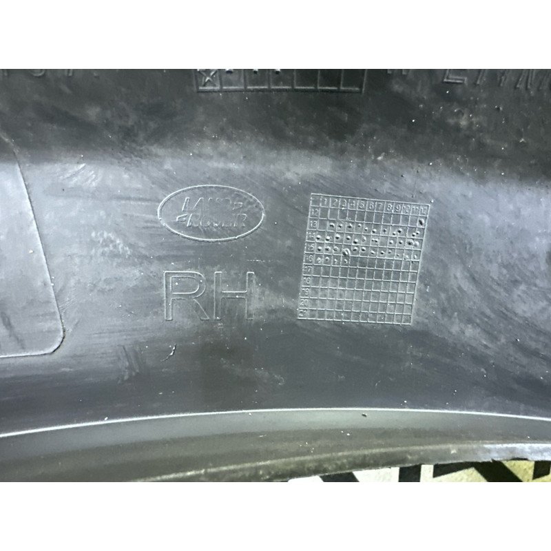 Накладка на крыло (кузов и элементы) LAND ROVER RANGE ROVER Sport L494 2016 3.0 Diesel LR044142