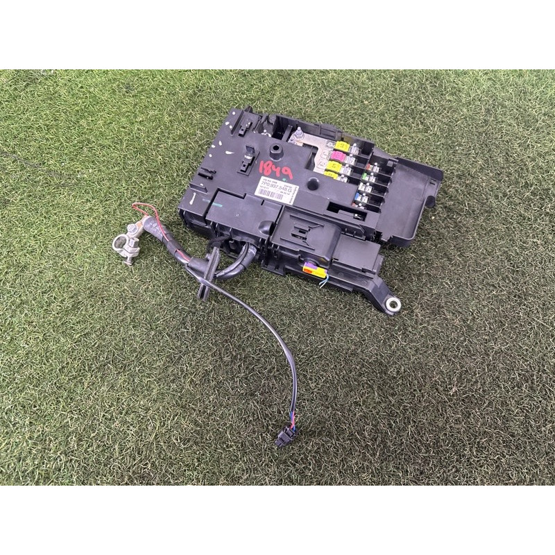 Блок запобіжників (електрика) Volkswagen Touareg NF 2013 3.0 Hybrid 7P0937548G