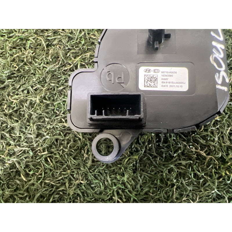 Кнопки керма (электрика / кнопки) KIA Soul 3 2022 2.0 96710K0030