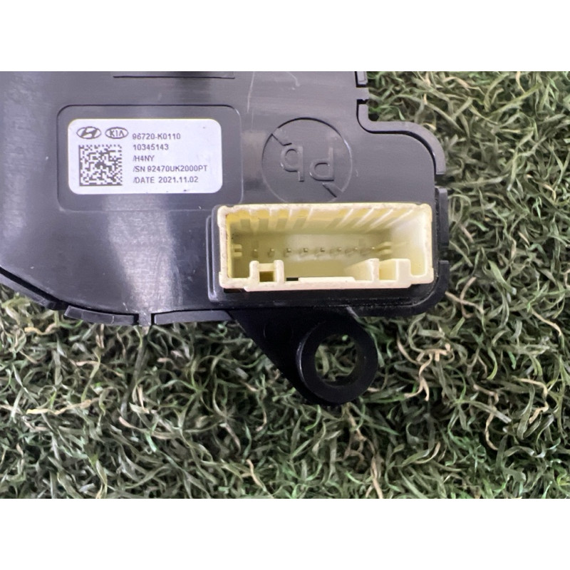 Кнопки керма (электрика / кнопки) KIA Soul 3 2022 2.0 96720K0110