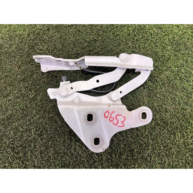 Петля капота (кузов и элементы) BMW X1 E84 2014 2.0 41002993149