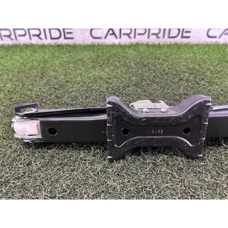 Домкрат (аксесуари) AUDI A4 B8 2010 2.0 CAEB 8K0011031G