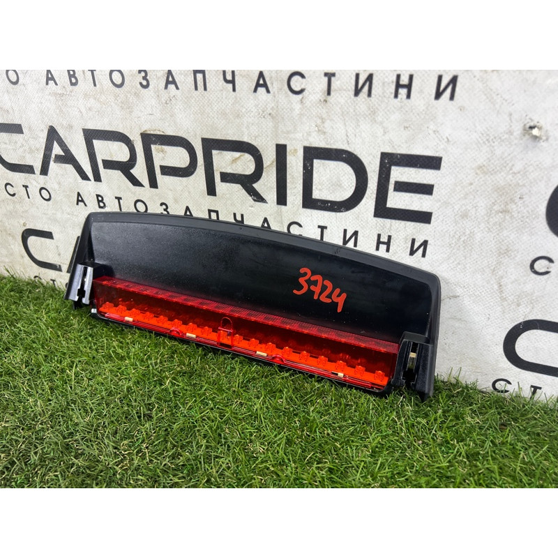 Повторитель стоп сигнала (оптика) AUDI A4 B8 2014 2.0 TFSI 8K5945097