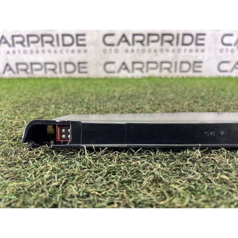 Повторитель стоп сигнала (оптика) AUDI A4 B8 2014 2.0 TFSI 8K5945097