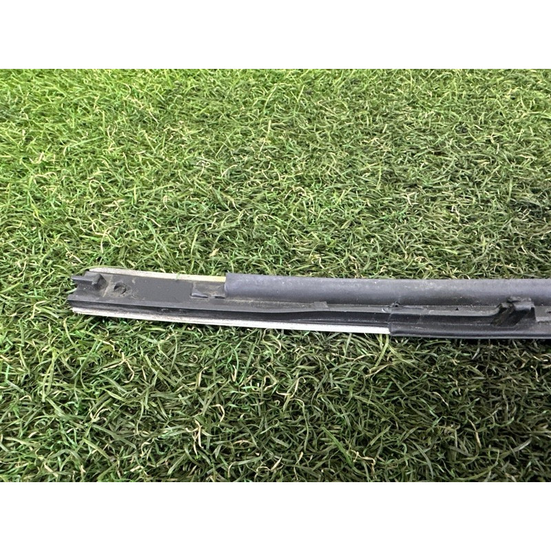 Молдинг лобового скла (кузов і елементи) BMW X5 F15 2015 4.4 51317387918