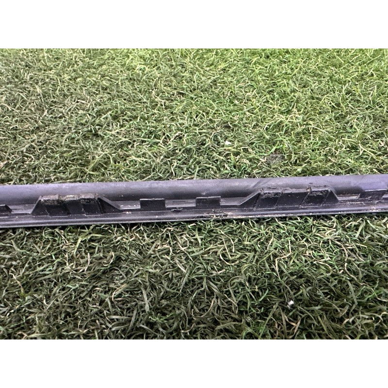 Молдинг лобового скла (кузов і елементи) BMW X5 F15 2015 4.4 51317387918