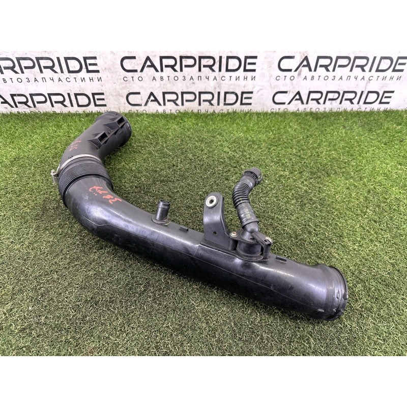 Патрубок воздушного фильтра (впускная система) BMW X5 E70 2012 3.0 N55B30 13717583714