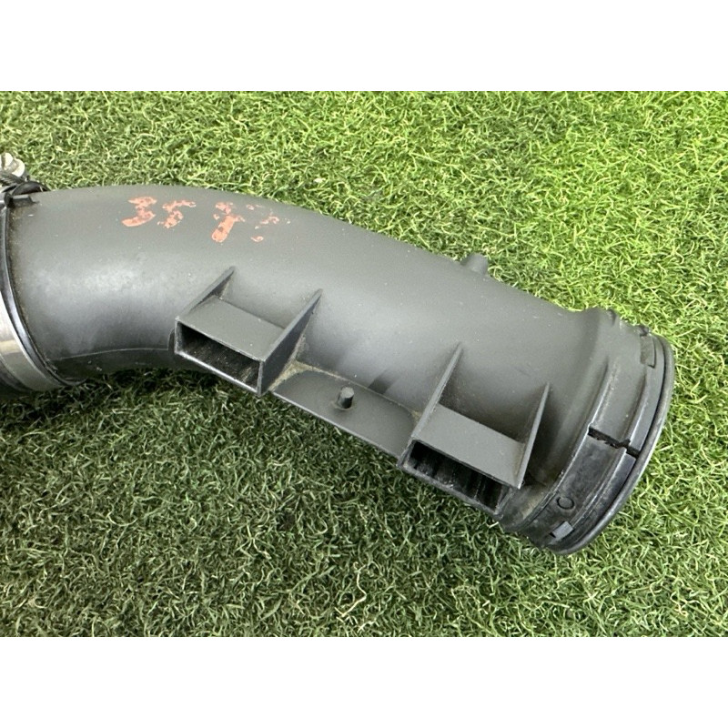 Патрубок воздушного фильтра (впускная система) BMW X5 E70 2012 3.0 N55B30 13717583714