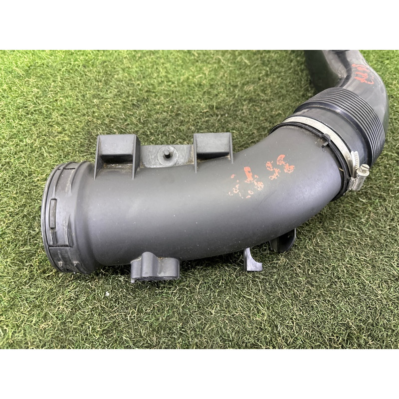 Патрубок воздушного фильтра (впускная система) BMW X5 E70 2012 3.0 N55B30 13717583714