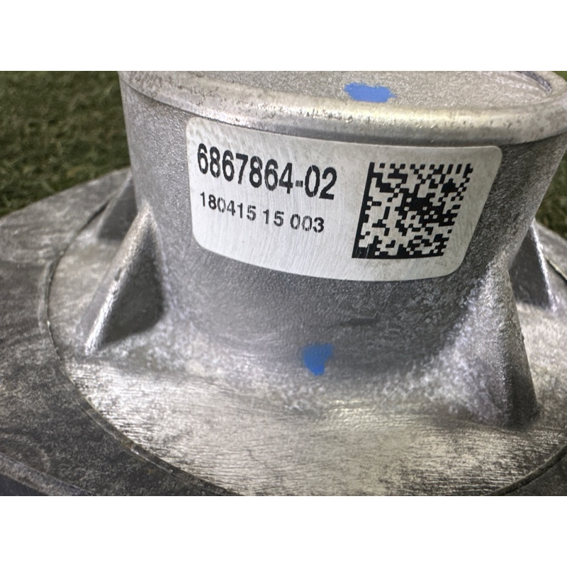 Опора стойки (подвеска) BMW X5 F15 2015 4.4 33506867864