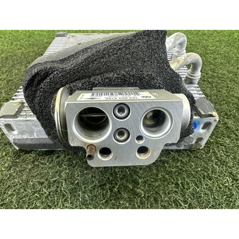 Испаритель кондиционера (отопление и кондиционирование) Volkswagen Touareg NF 2011 3.6 7P0820101B