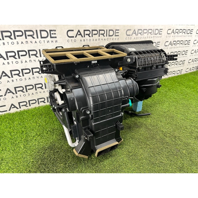 Пічка в зборі (обігрів та кондиціювання) Hyundai Ioniq AE 2018 1.6 Hybrid 97205G2050
