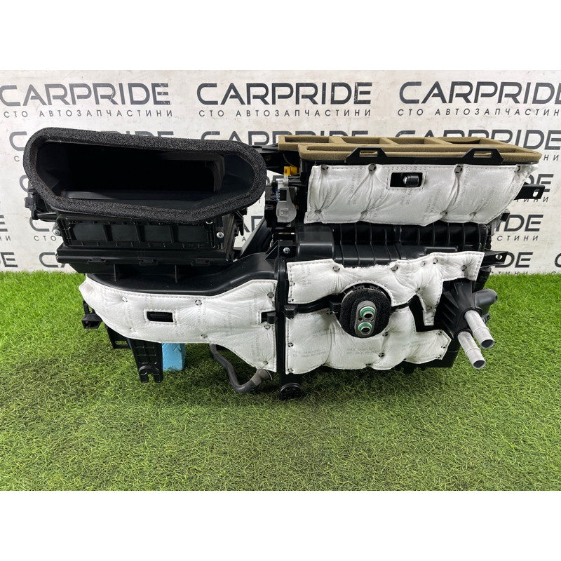 Пічка в зборі (обігрів та кондиціювання) Hyundai Ioniq AE 2018 1.6 Hybrid 97205G2050