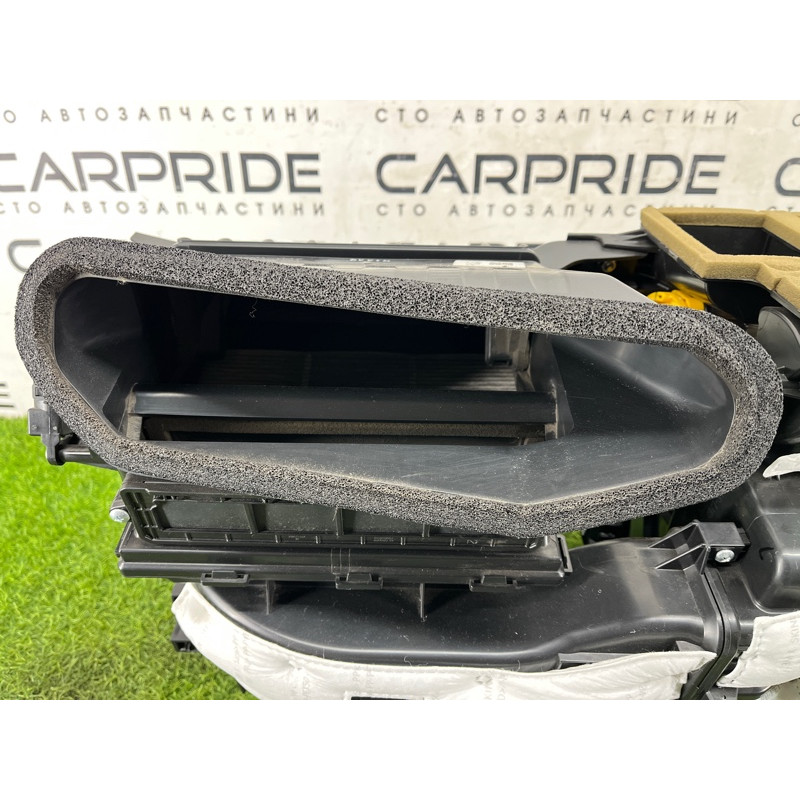 Пічка в зборі (обігрів та кондиціювання) Hyundai Ioniq AE 2018 1.6 Hybrid 97205G2050