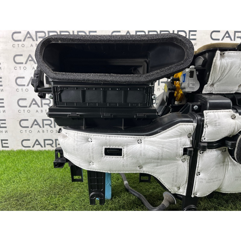 Пічка в зборі (обігрів та кондиціювання) Hyundai Ioniq AE 2018 1.6 Hybrid 97205G2050