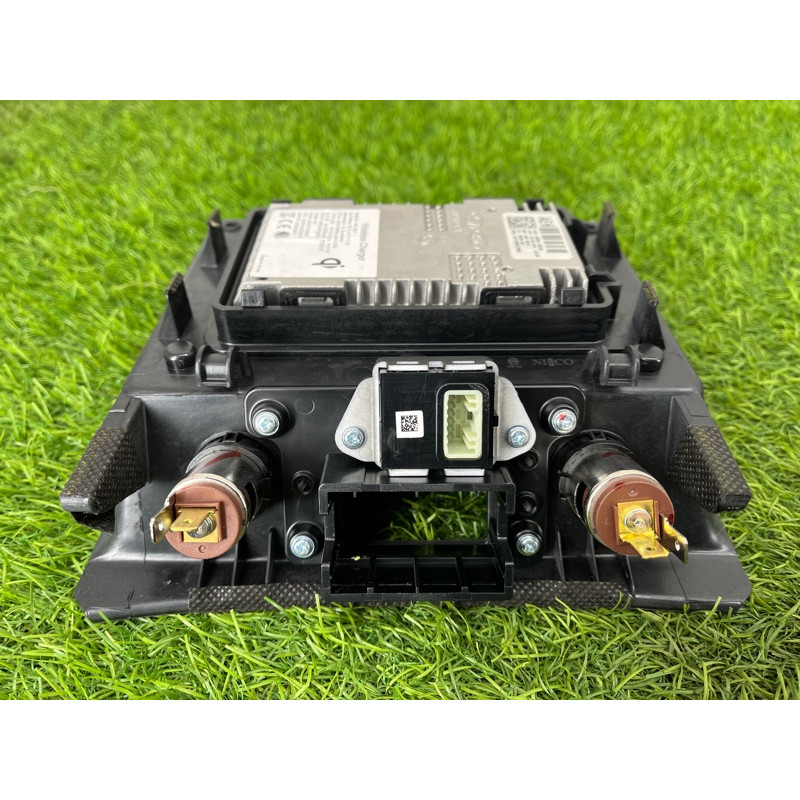 Блок зарядки (електрика / блоки управління) Hyundai Ioniq AE 2018 1.6 Hybrid 95560G2000