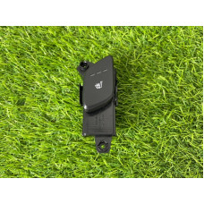 Кнопка обігріву сидіння