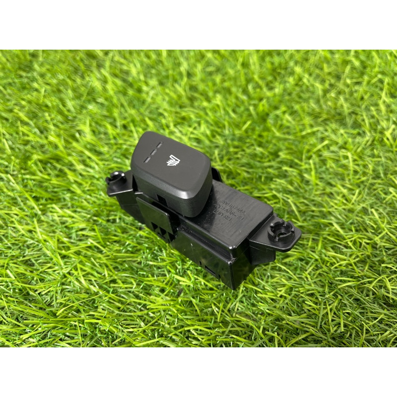 Кнопка обігріву сидіння (електрика / кнопки) Hyundai Ioniq AE 2018 1.6 Hybrid 93350G20904X