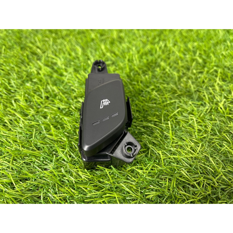 Кнопка обігріву сидіння (електрика / кнопки) Hyundai Ioniq AE 2018 1.6 Hybrid 93350G20904X