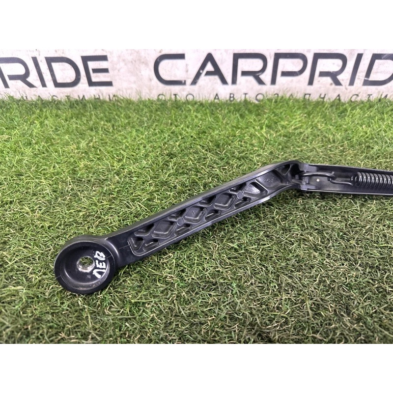 Поводок дворника (кузов и элементы) BMW X5 F15 2015 4.4 61617304069