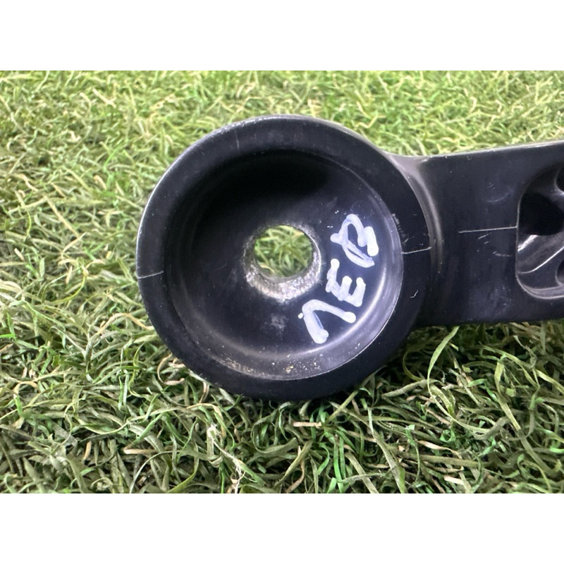 Поводок дворника (кузов и элементы) BMW X5 F15 2015 4.4 61617304069