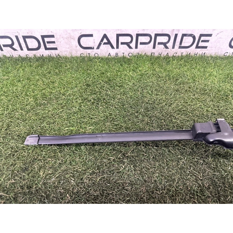 Поводок дворника (кузов и элементы) Volkswagen Touareg NF 2013 3.6 7P0955410B