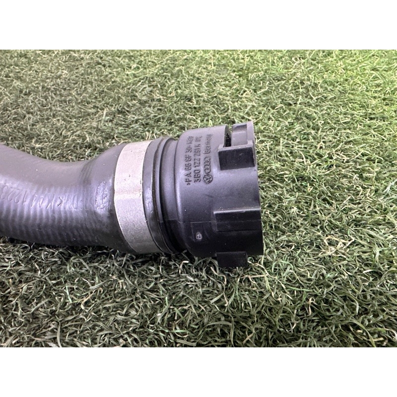 Шланг (система охолодження) Volkswagen Touareg NF 2012 3.0 Hybrid CGFA 7P0122051