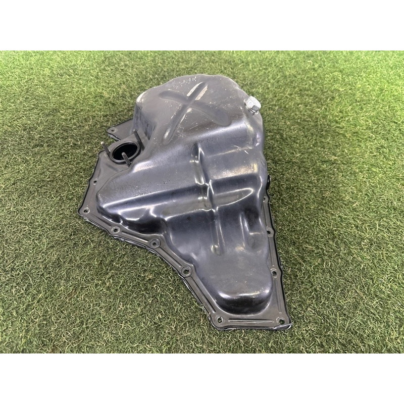 Поддон двигателя (двигатель и элементы) AUDI A4 B8 2012 2.0 CAEB 06H103600R