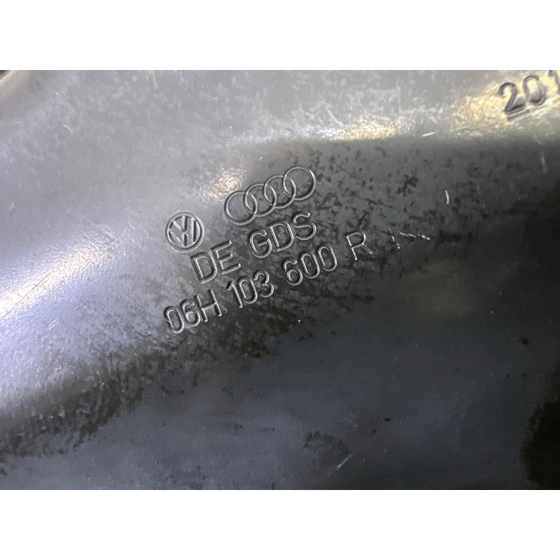 Поддон двигателя (двигатель и элементы) AUDI A4 B8 2012 2.0 CAEB 06H103600R