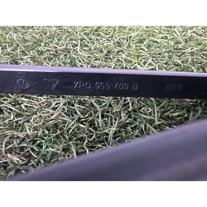 Поводок дворника (кузов и элементы) Volkswagen Touareg NF 2013 3.0 Hybrid 7P0955409B