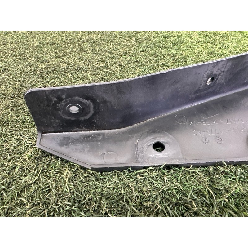 Бризговик (кузов и элементы) LAND ROVER Range Rover L405 2016 5.0 LR036312