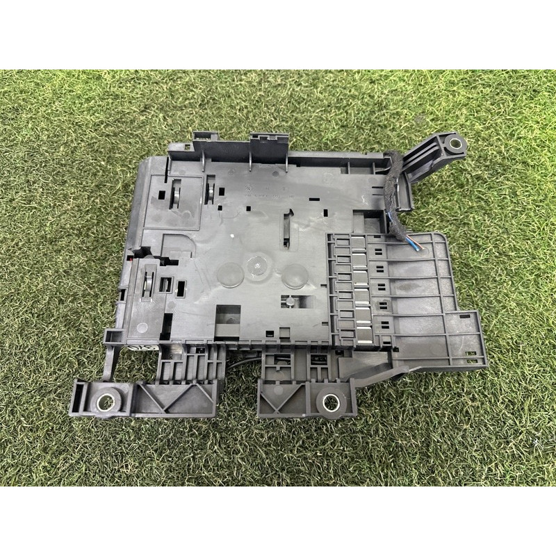 Блок предохранителей (электрика) Volkswagen Touareg NF 2013 3.6 7P0937548F