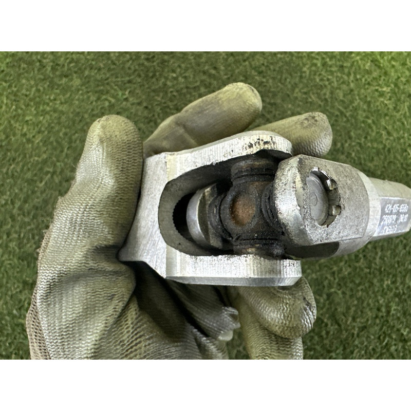 Рульовий карданчик (рульове керування) BMW 3-series E90 2010 3.0 N54 32306784845