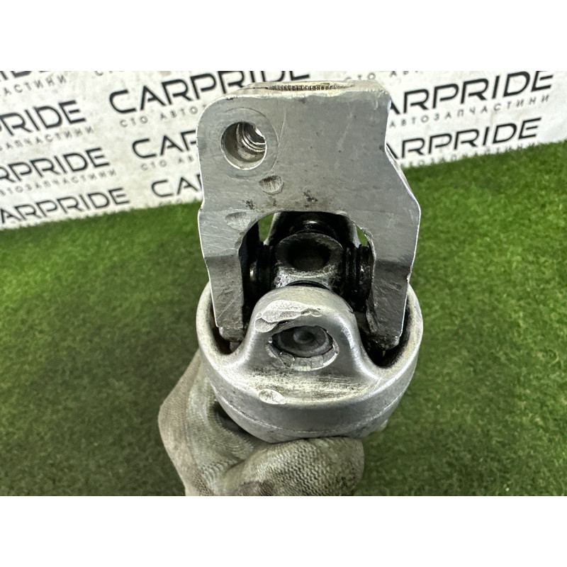 Рульовий карданчик (рульове керування) BMW 3-series E90 2010 3.0 N54 32306784845