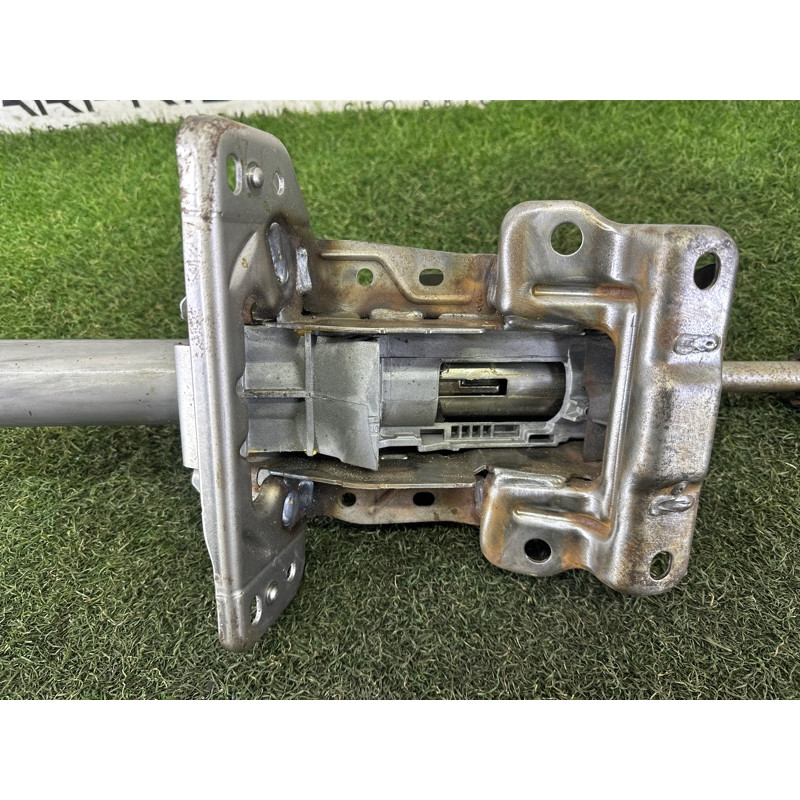 Рульова колонка з карданчиком (рульове керування) AUDI A4 B8 2013 2.0 TFSI 8K0419502T