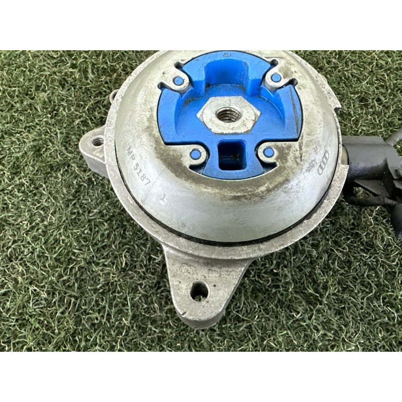 Подушка КПП (трансмиссия) AUDI A8 D4 2011 4.2 CDRA 4H0399151AB