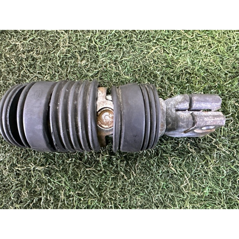 Рулевой карданчик (рулевое управление) LAND ROVER Range Rover L405 2016 5.0 LR033647