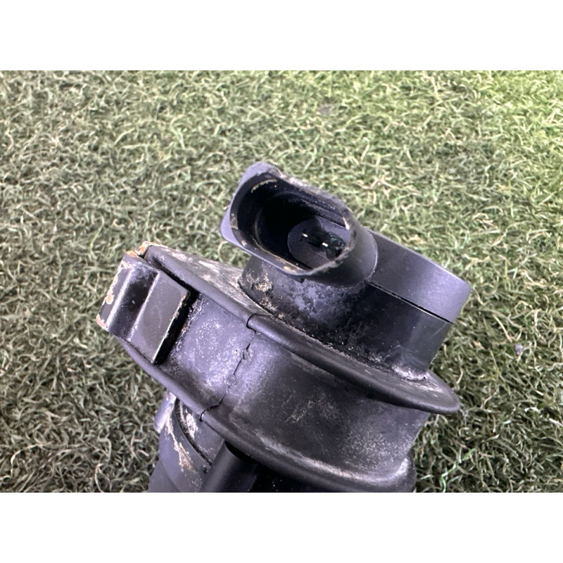 Помпа электрическая (электрика) AUDI A4 B8 2010 2.0 CAEB 06H965561