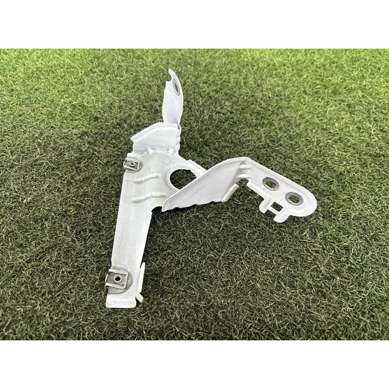 Крепление крыла (кузов и элементы) BMW X3 F25 2012 3.0 41357267327