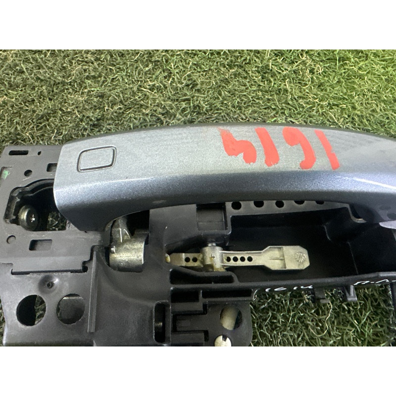 Ручка двери внешняя (кузов и элементы) AUDI Q5 8R 2012 3.2 8T0837205AGRU